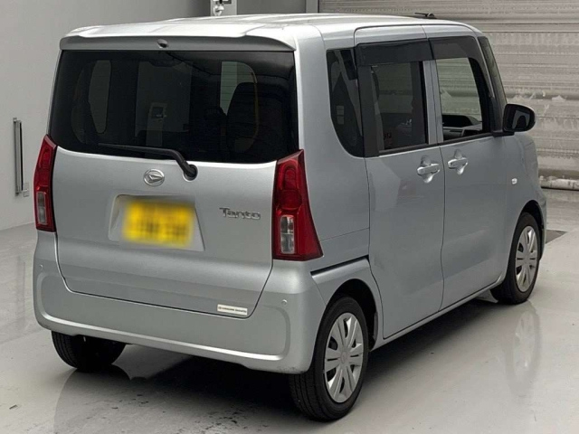 DAIHATSU TANTO 2023