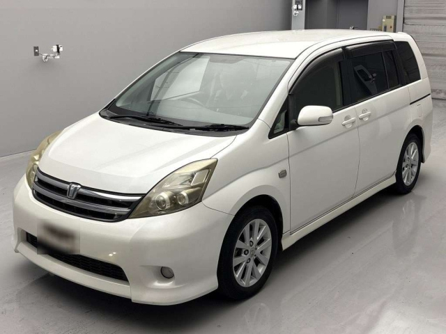 TOYOTA ISIS 2008