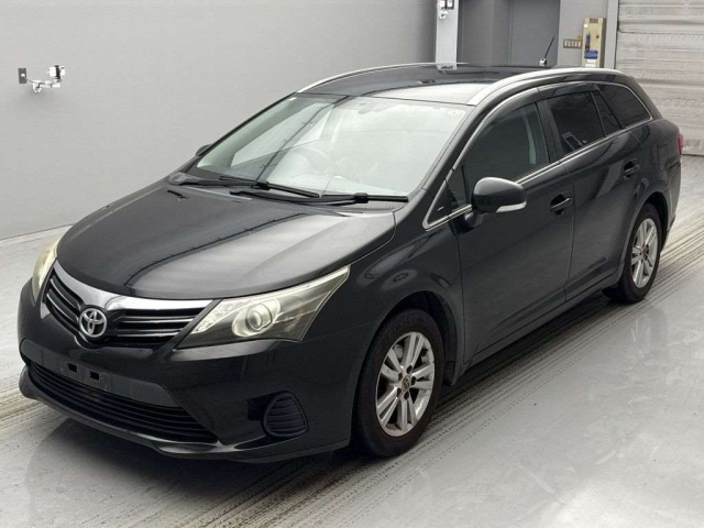 TOYOTA AVENSIS WAGON 2012