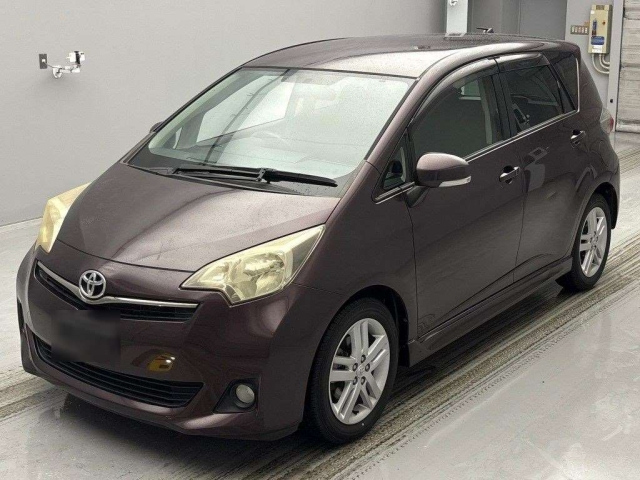 TOYOTA RACTIS 2010