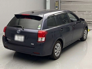 TOYOTA COROLLA FIELDER 2013