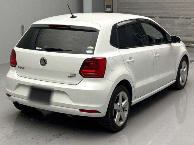VOLKSWAGEN POLO 2017