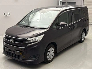TOYOTA NOAH 2021