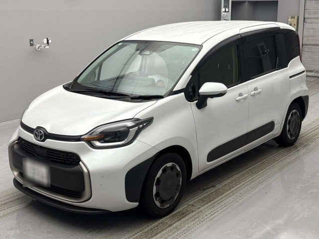 TOYOTA SIENTA 2024