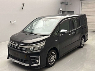 TOYOTA VOXY 2016