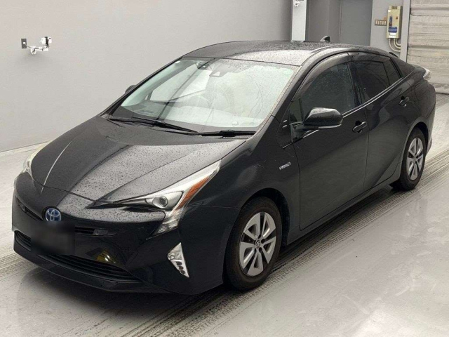 TOYOTA PRIUS 2016