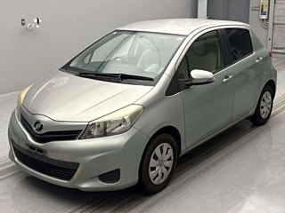 TOYOTA VITZ 2012