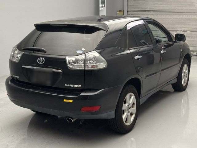 TOYOTA HARRIER 2009