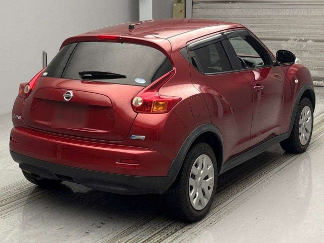 NISSAN JUKE 2012