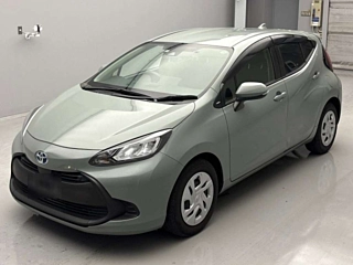 TOYOTA AQUA 2022