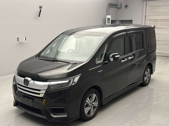 HONDA STEP WAGON 2017