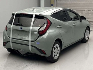TOYOTA AQUA 2022