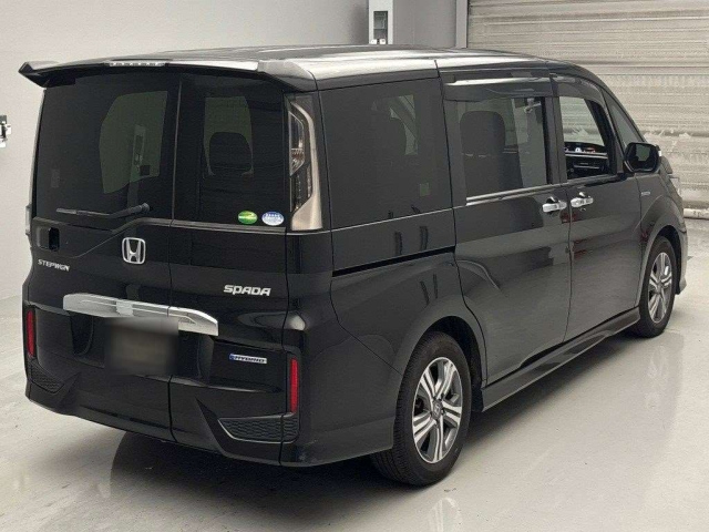 HONDA STEP WAGON 2017