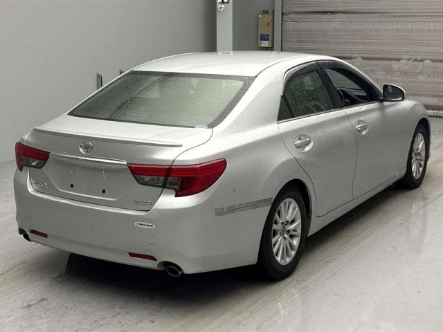 TOYOTA MARK X 2013