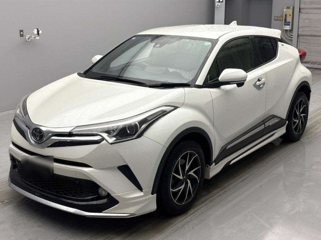 TOYOTA C-HR 2017