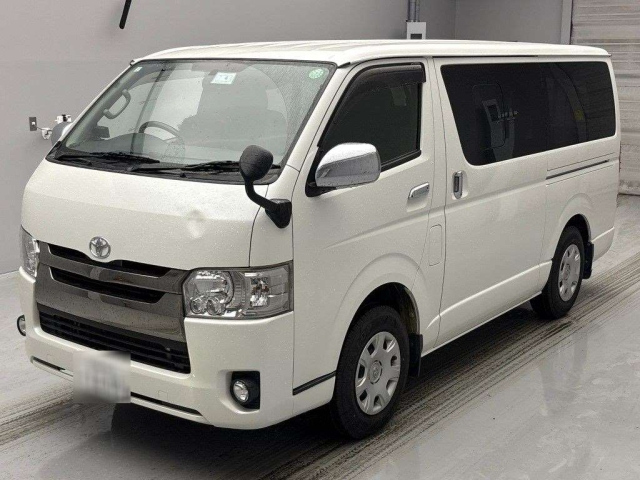 TOYOTA REGIUS ACE VAN 2015