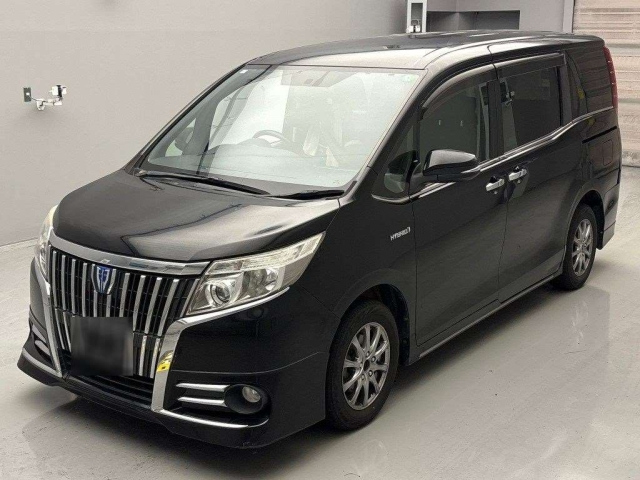 TOYOTA ESQUIRE 2014