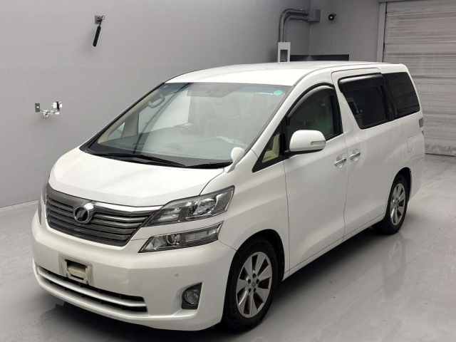 TOYOTA VELLFIRE 2008