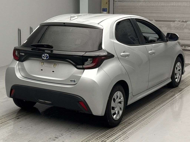 TOYOTA YARIS 2021