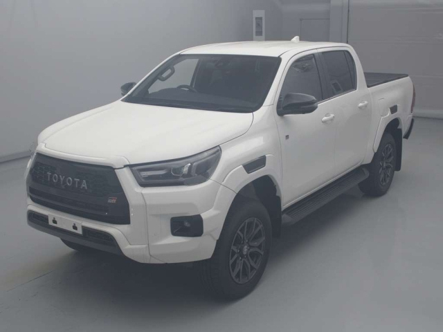 TOYOTA HILUX 2023