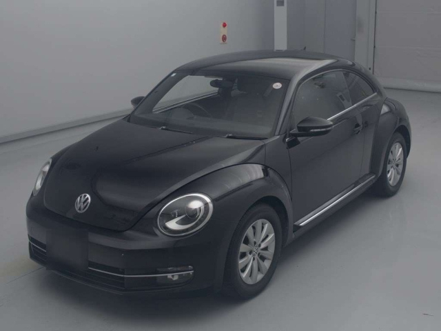 VOLKSWAGEN THE BEETLE 2014