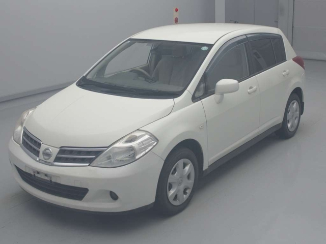 NISSAN TIIDA 2009