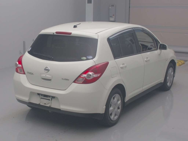 NISSAN TIIDA 2009