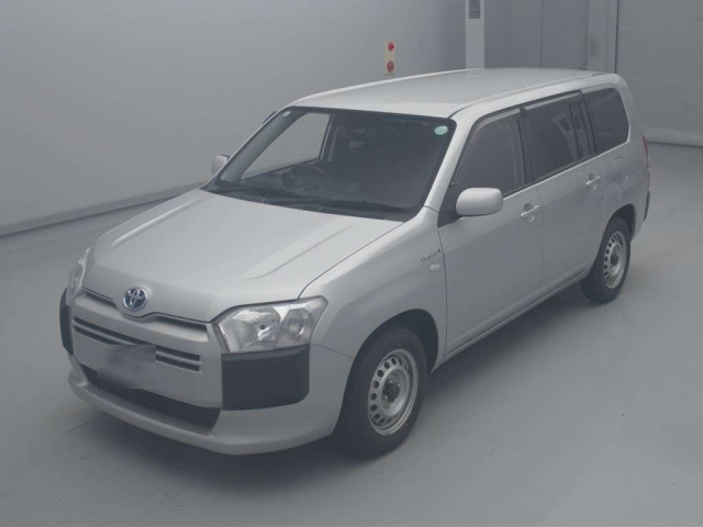 TOYOTA SUCCEED 2020