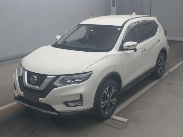 NISSAN X-TRAIL 2018
