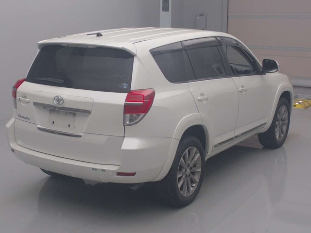 TOYOTA VANGUARD 2012