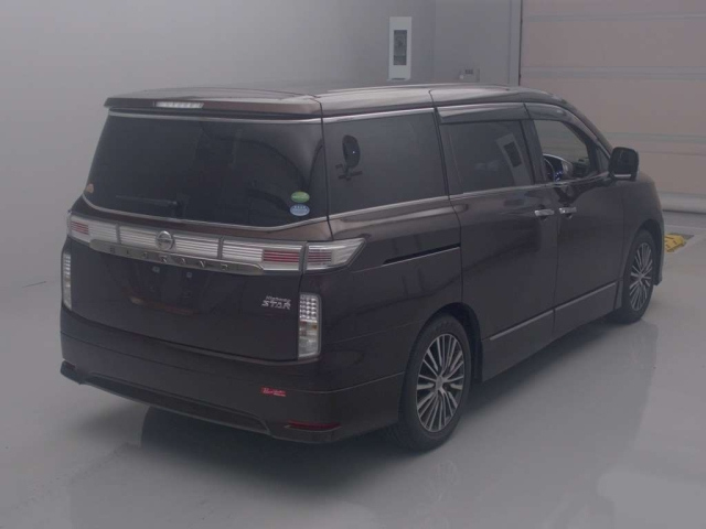 NISSAN ELGRAND 2014