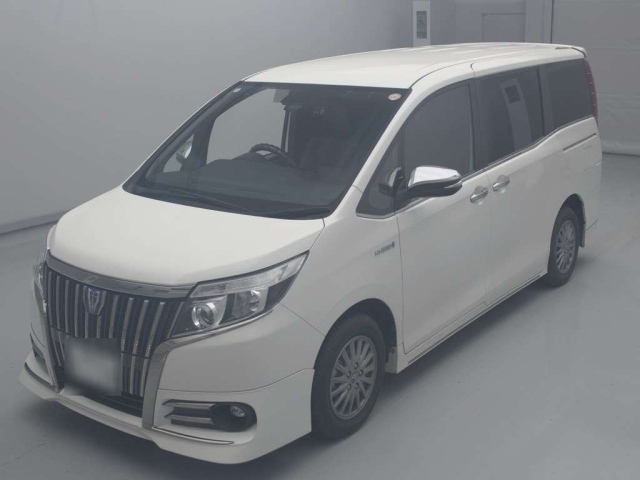 TOYOTA ESQUIRE 2016