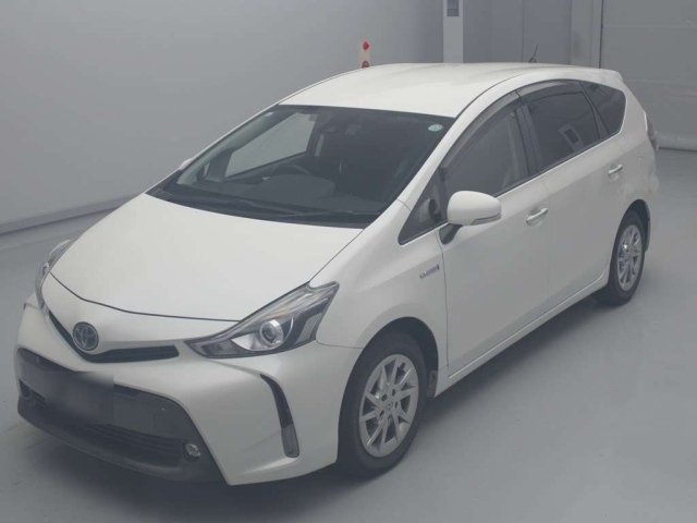 TOYOTA PRIUS ALPHA 2019