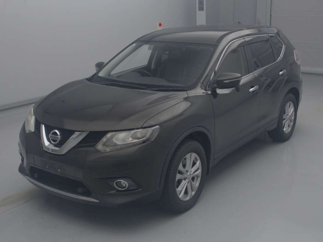 NISSAN X-TRAIL 2015