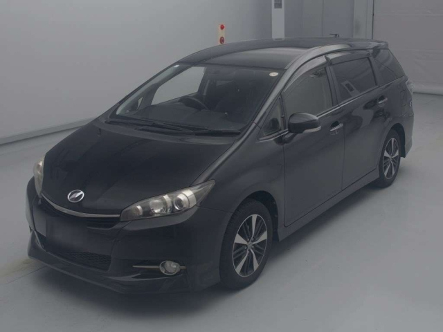 TOYOTA WISH 2015