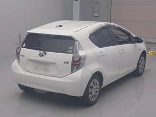 TOYOTA AQUA 2014