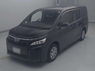 TOYOTA VOXY 2019