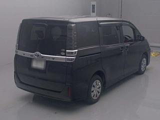 TOYOTA VOXY 2019