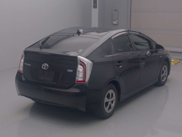 TOYOTA PRIUS 2012