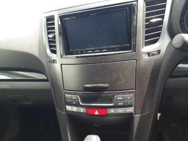 SUBARU LEGACY 2012