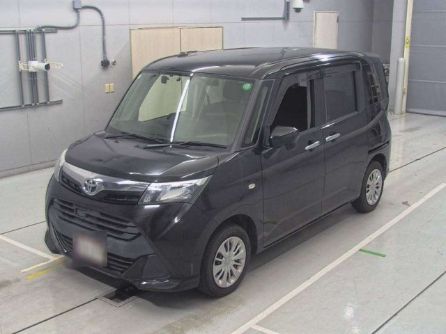 TOYOTA TANK 2017