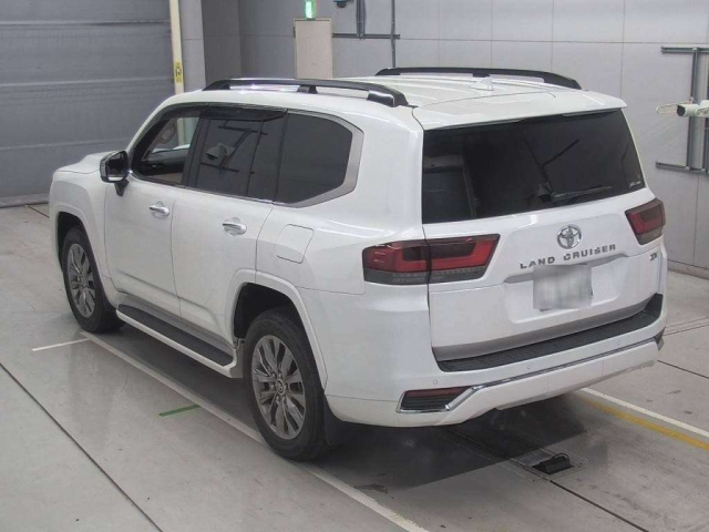 TOYOTA LAND CRUISER 2024