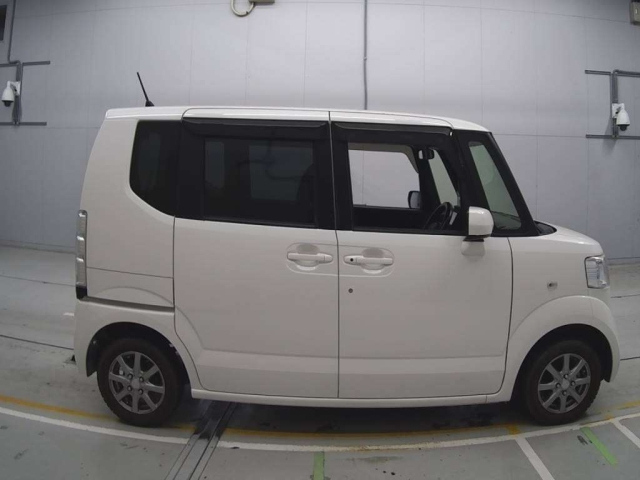 HONDA N BOX 2017
