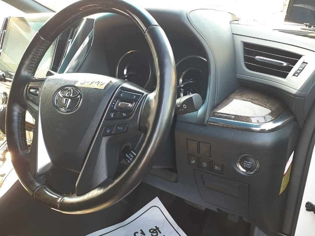 TOYOTA ALPHARD 2020