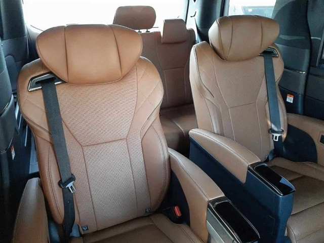 TOYOTA VELLFIRE 2023