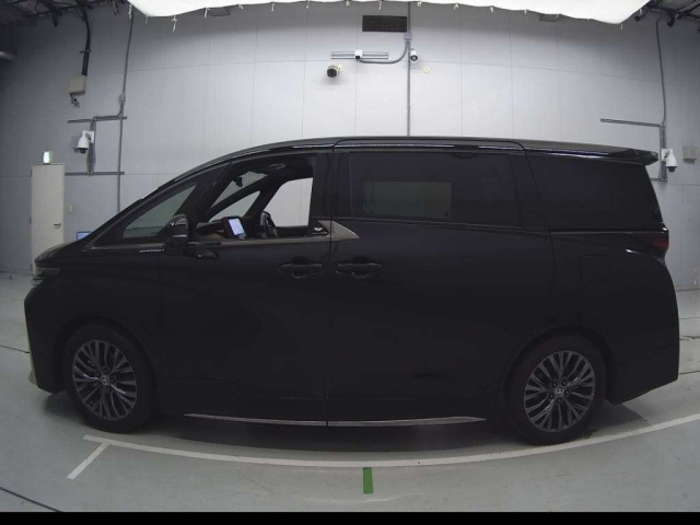 TOYOTA VELLFIRE 2023