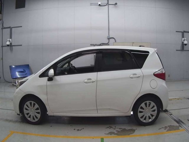 TOYOTA RACTIS 2013