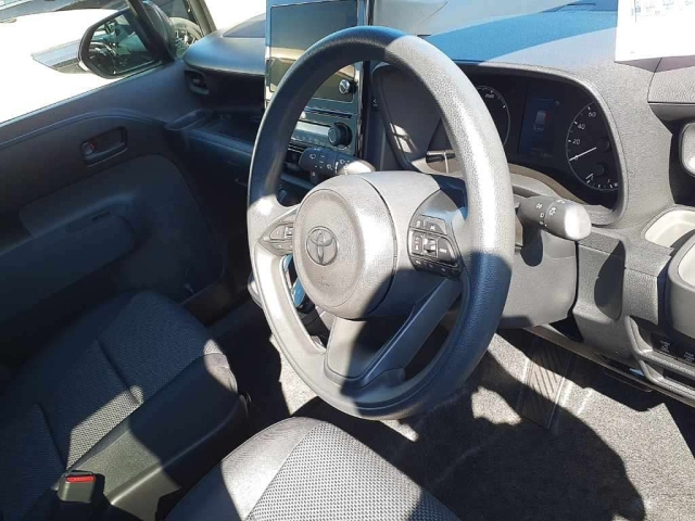 TOYOTA SIENTA 2025