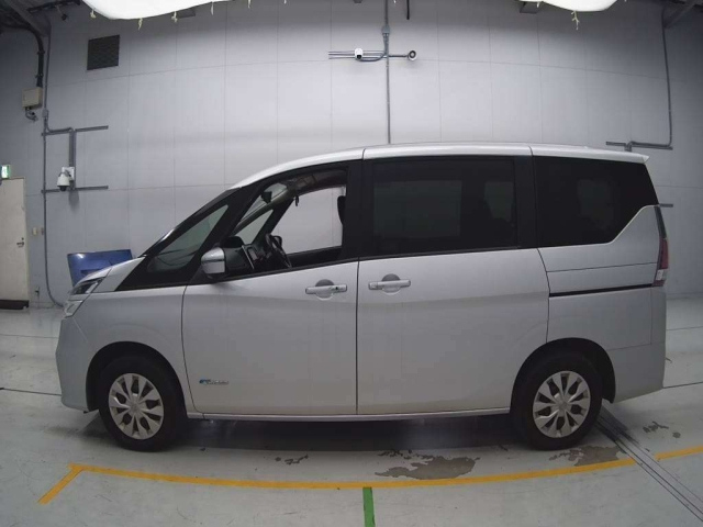 NISSAN SERENA 2018