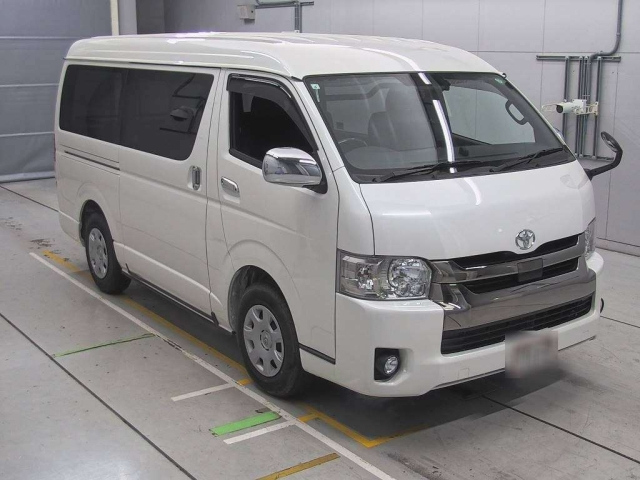 TOYOTA REGIUS ACE VAN 2019